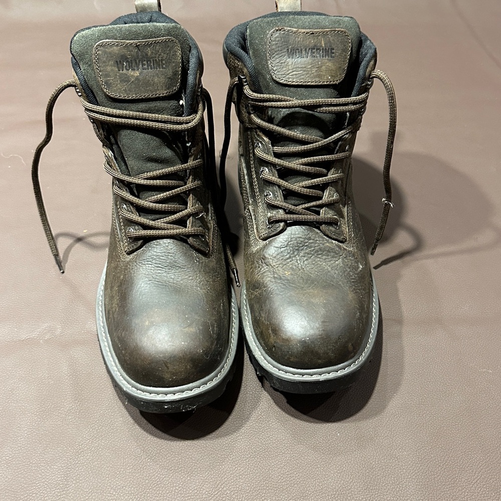 Wolverine Men's Distressed Brown Leather Boots